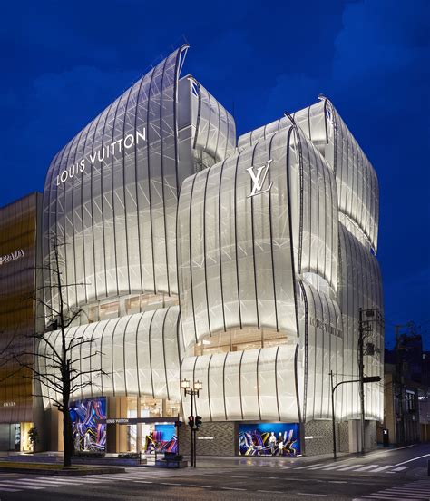 who designs louis vuitton stores